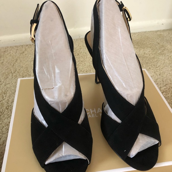 Heels - Picture 2 of 5